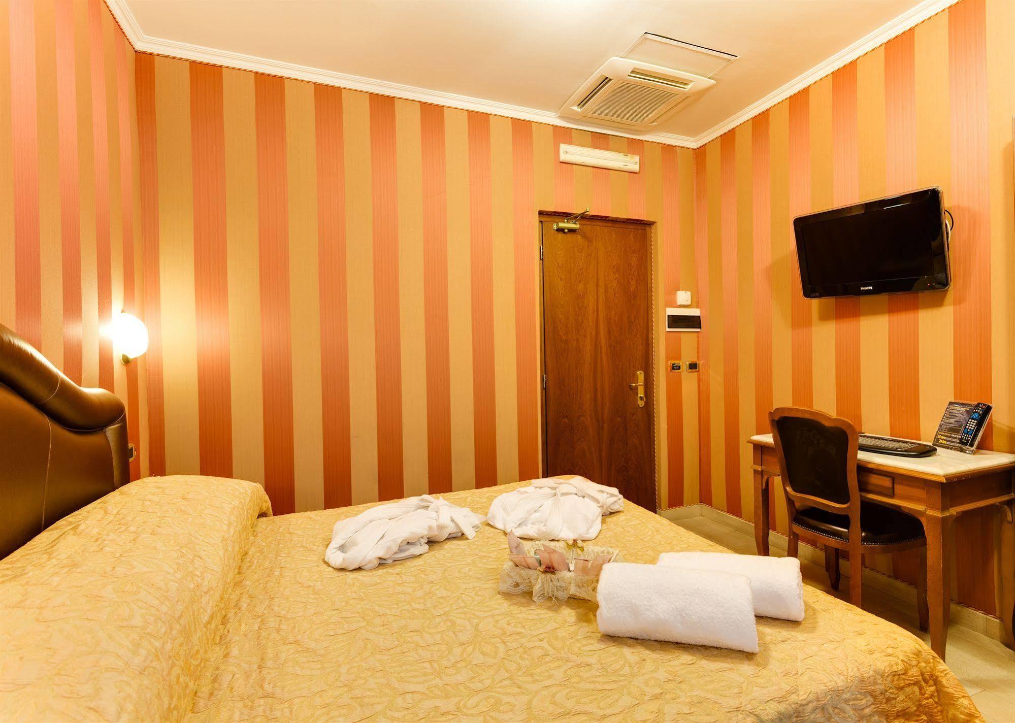 Hotel Forte Róma Kültér fotó